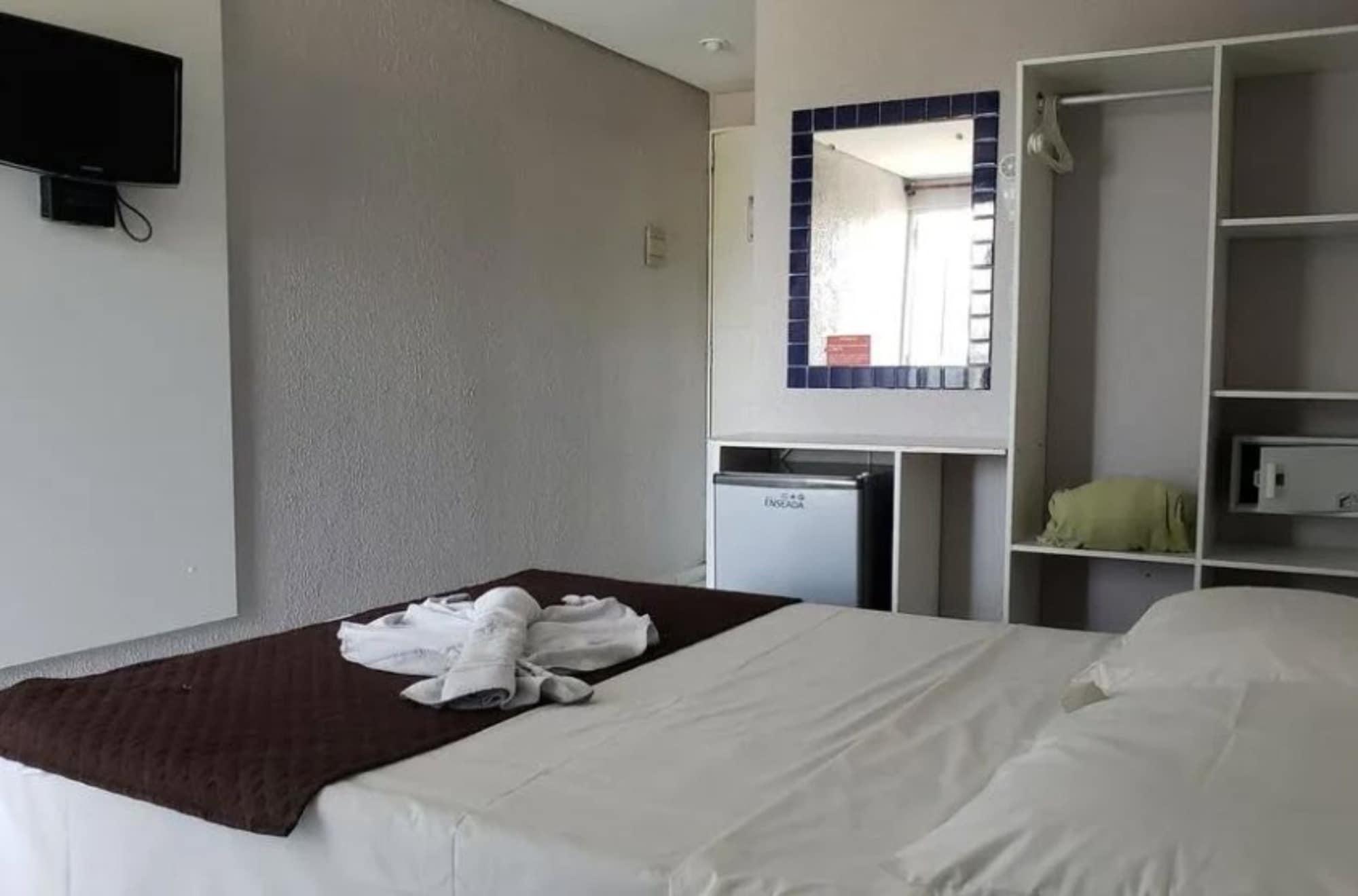 Hotel Enseada Dos Corais Кабо де Санто Агостино Екстериор снимка