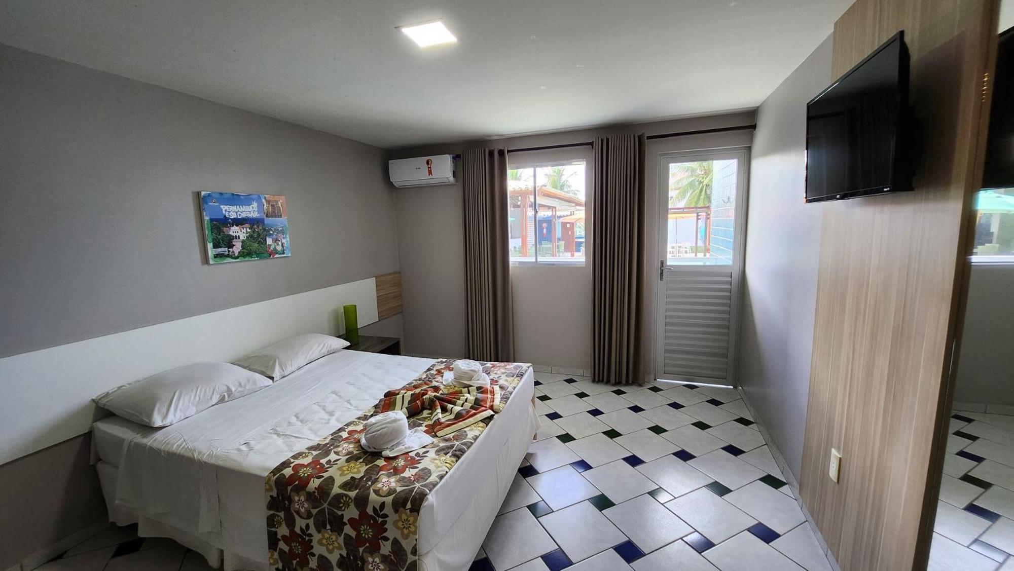 Hotel Enseada Dos Corais Кабо де Санто Агостино Екстериор снимка