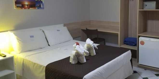 Hotel Enseada Dos Corais Кабо де Санто Агостино Екстериор снимка